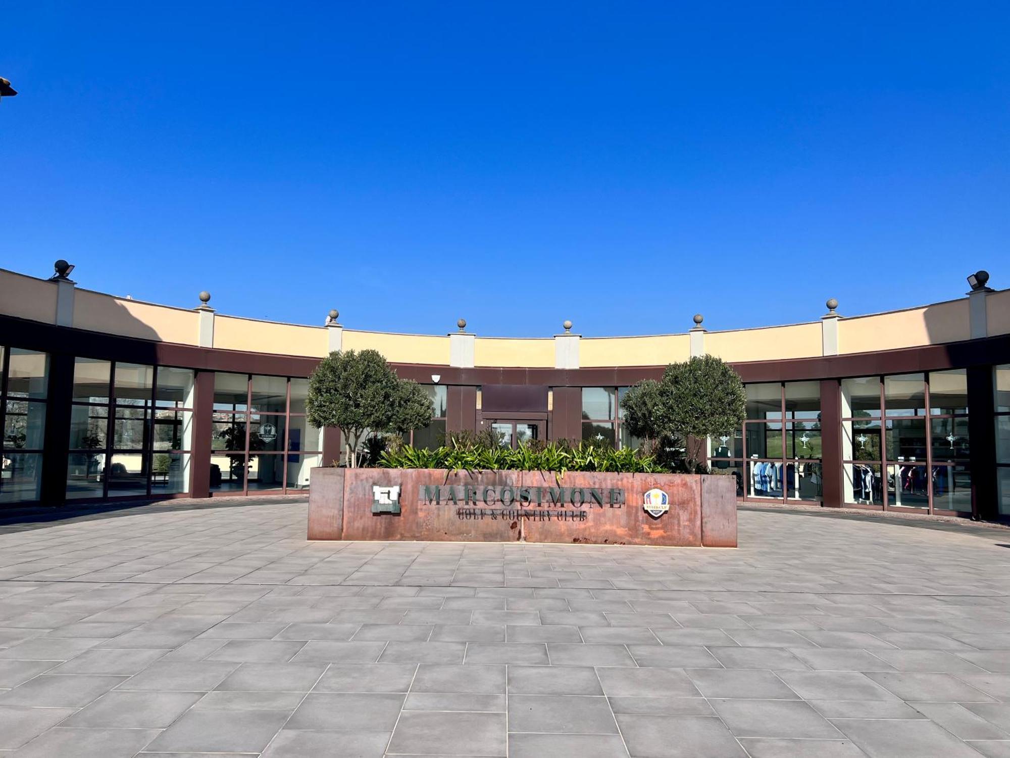 Holidays Homes Rome Golf Appartamenti Marco Simone Aeb ภายนอก รูปภาพ