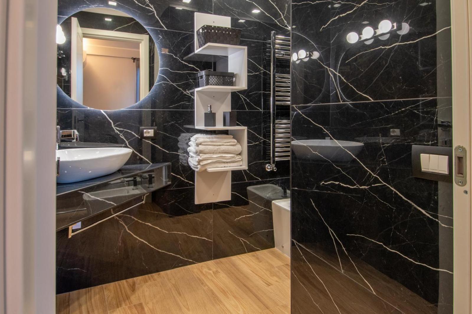 Holidays Homes Rome Golf Appartamenti Marco Simone Aeb ภายนอก รูปภาพ