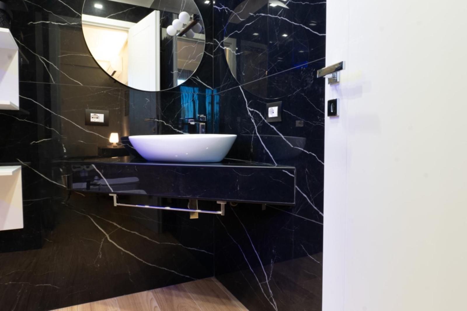 Holidays Homes Rome Golf Appartamenti Marco Simone Aeb ภายนอก รูปภาพ
